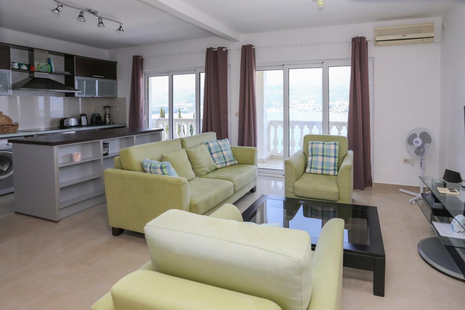 ניביצ'ה Mountain Bay Views Apartments מראה חיצוני תמונה