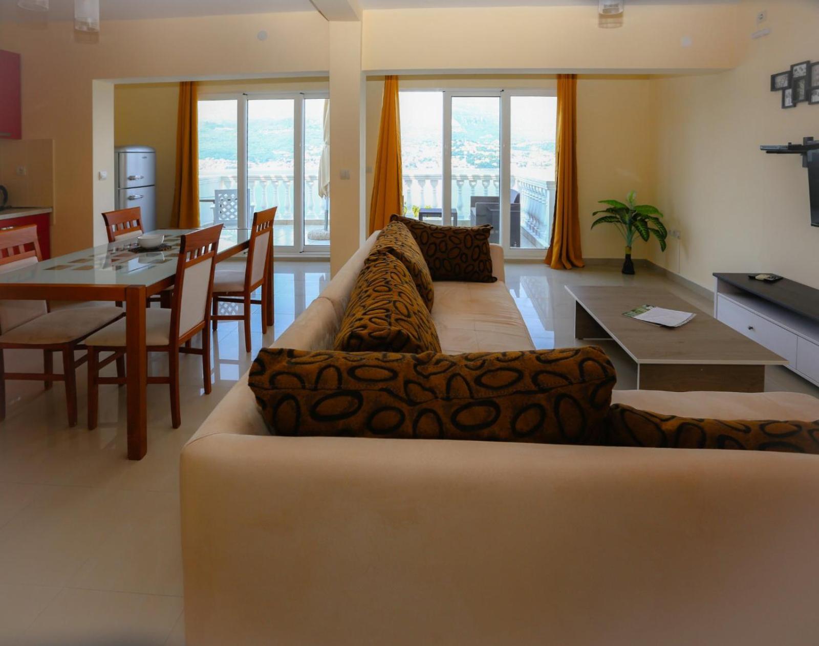 ניביצ'ה Mountain Bay Views Apartments מראה חיצוני תמונה