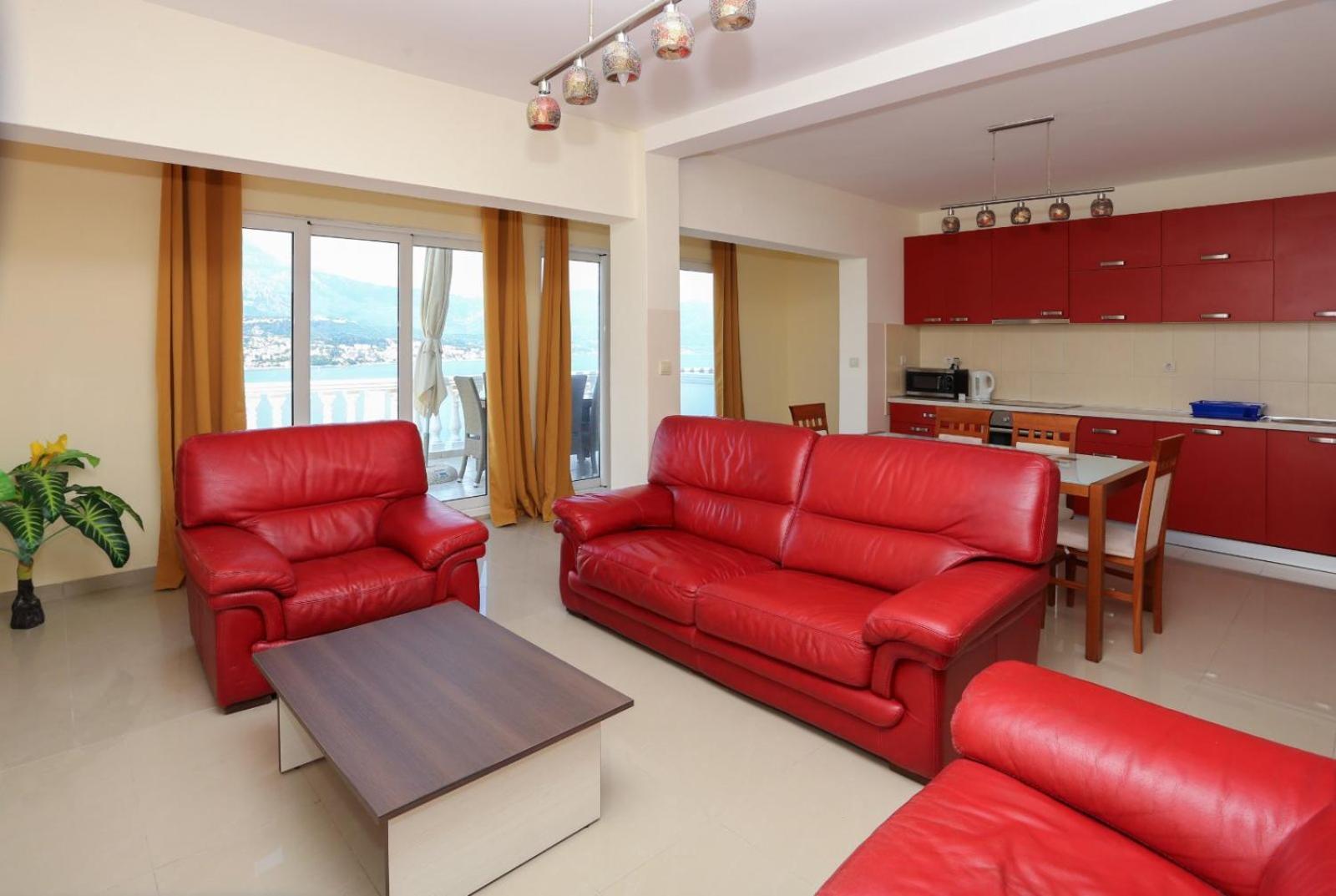 ניביצ'ה Mountain Bay Views Apartments מראה חיצוני תמונה
